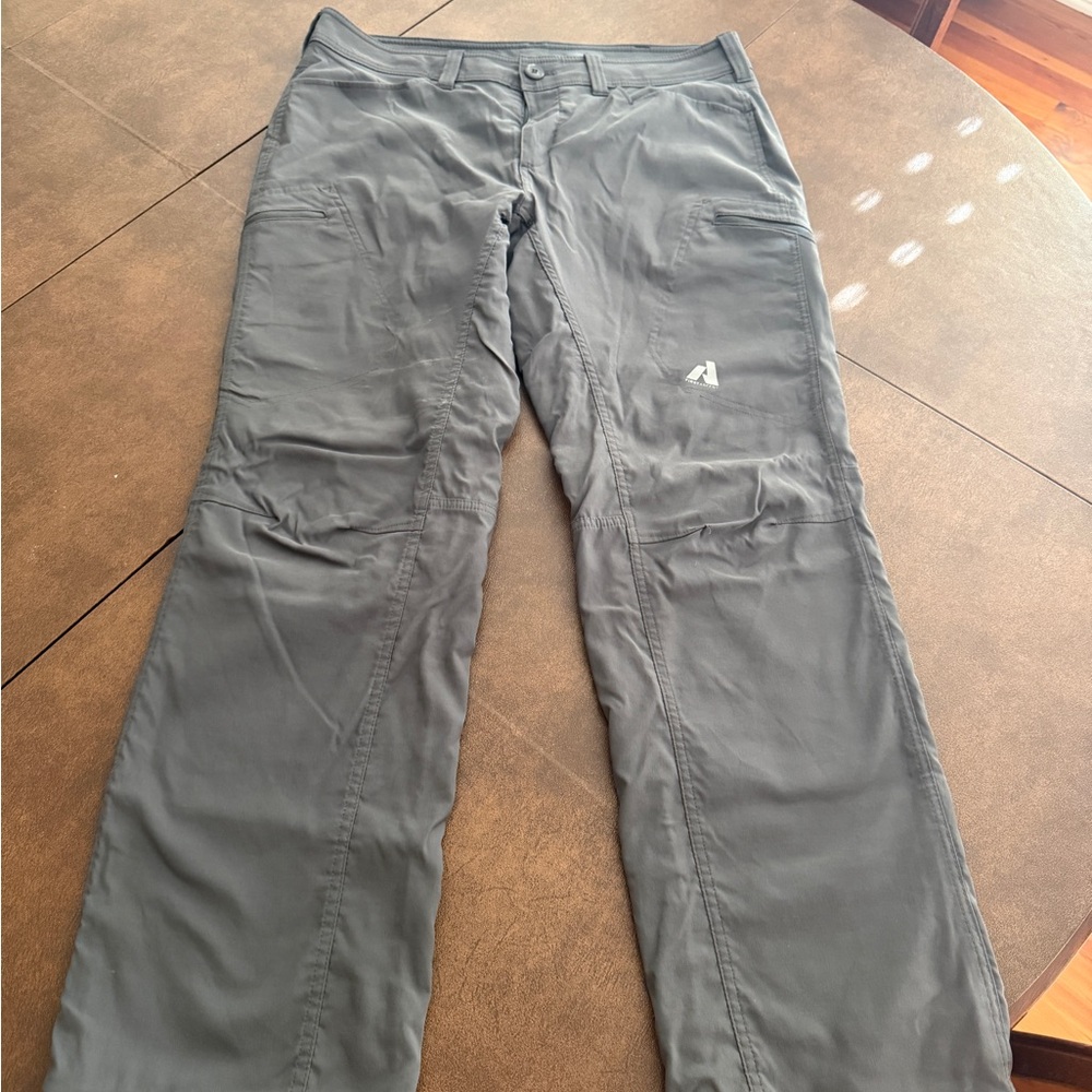 Eddie Bauer Men's Charcoal Cargo Pants